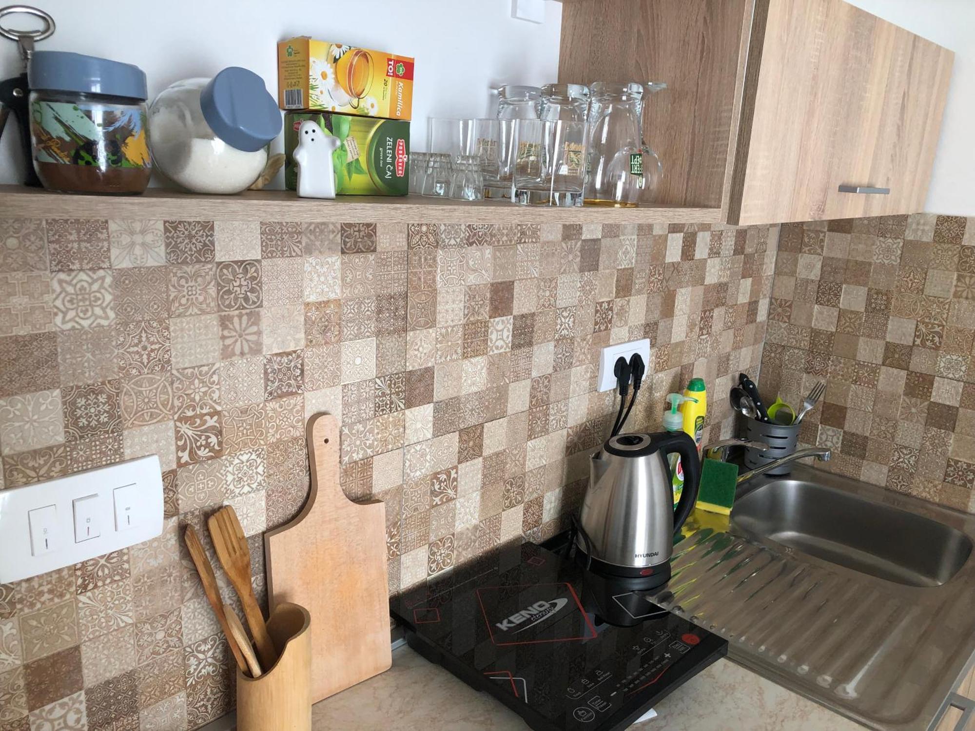 Mia Apartmani - Novoizgradjeni Objekat ゴルニ・ミラノヴァツ エクステリア 写真